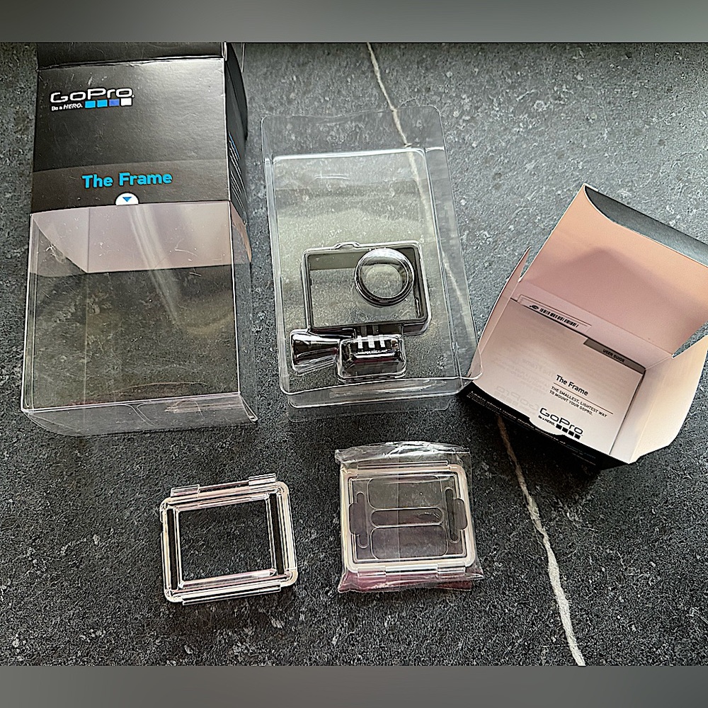 GoPro - The Frame
Compatible with all HERO4, HERO3+ and HERO3 cameras.